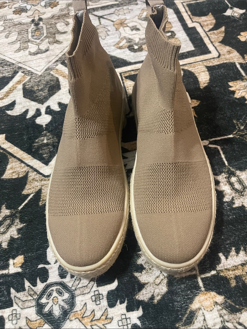 Women’s Slip-On Knit High-Top Sneakers - Taupe
